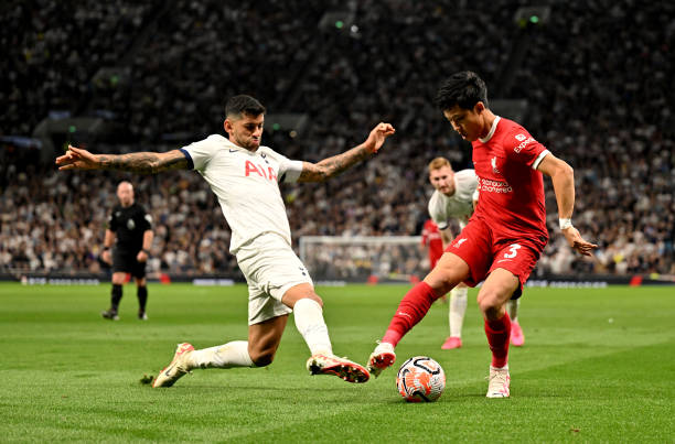 该校不仅连 该校不仅连